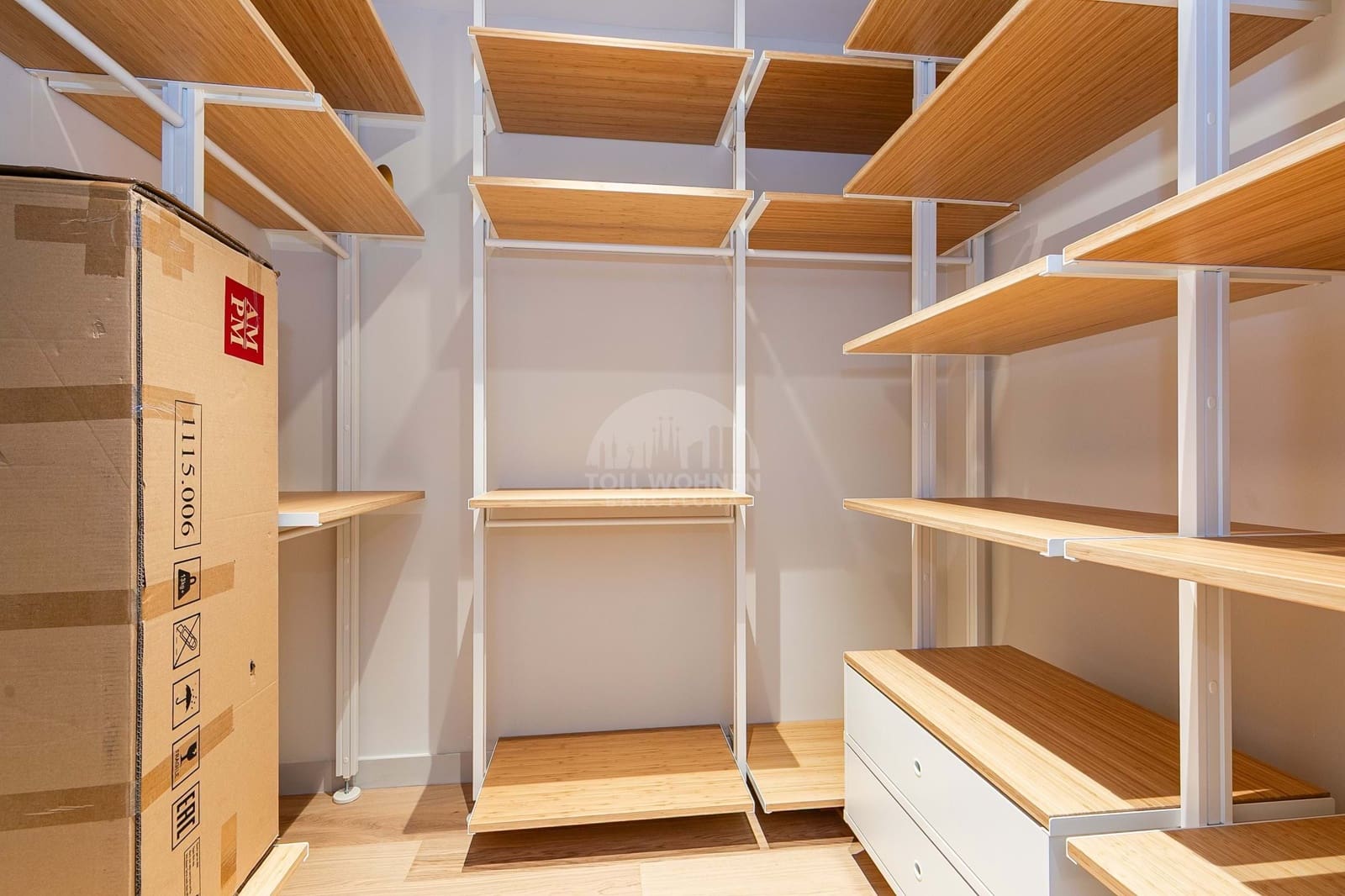 4 bedroom Apartment for sale in Barcelona city - € 1,090,000 (Ref: 8734715)