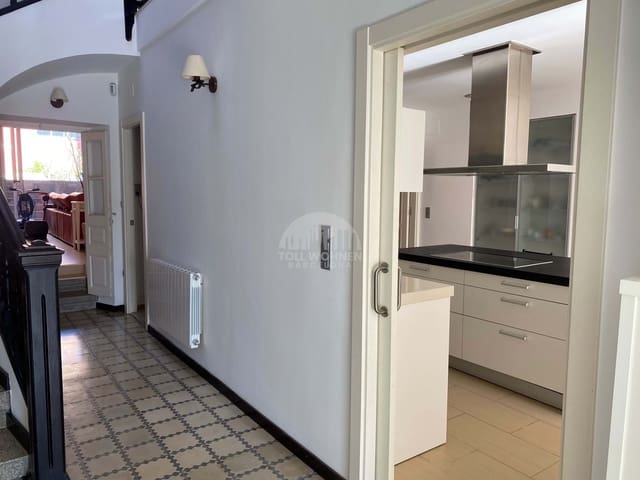 3 slaapkamer Huis te koop in Breda met zwembad - € 495.000 (Ref: 8807418)