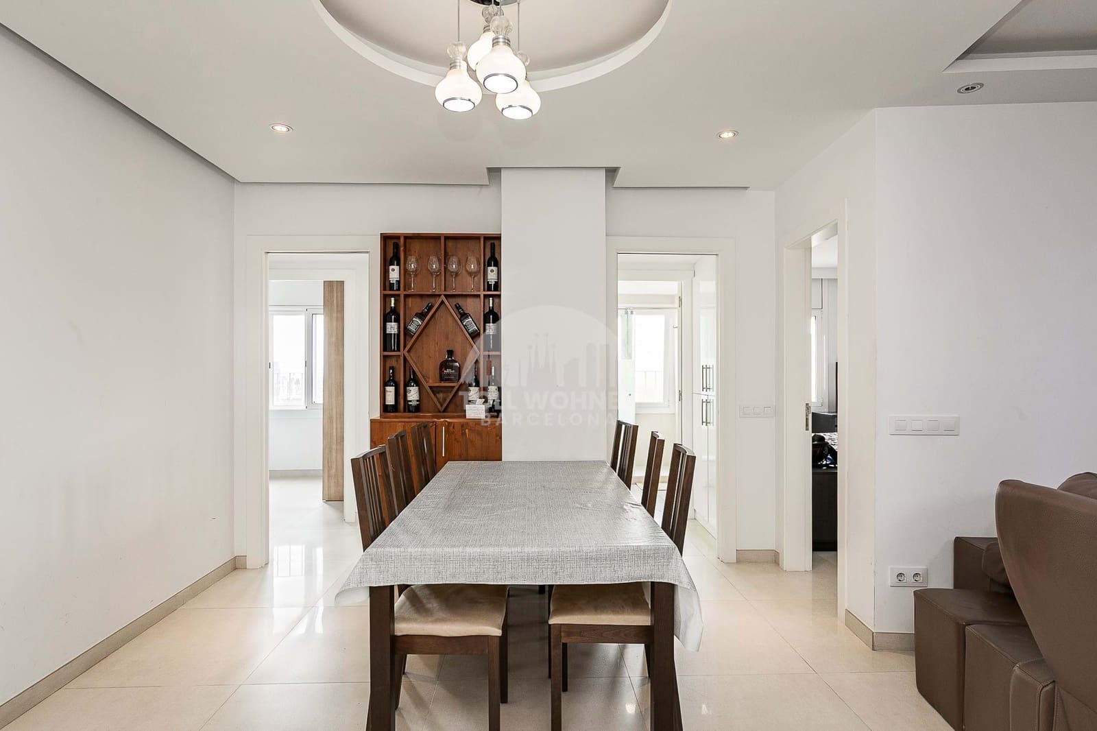 3 bedroom Apartment for sale in Barcelona city with pool - € 798,000 (Ref: 8829701)