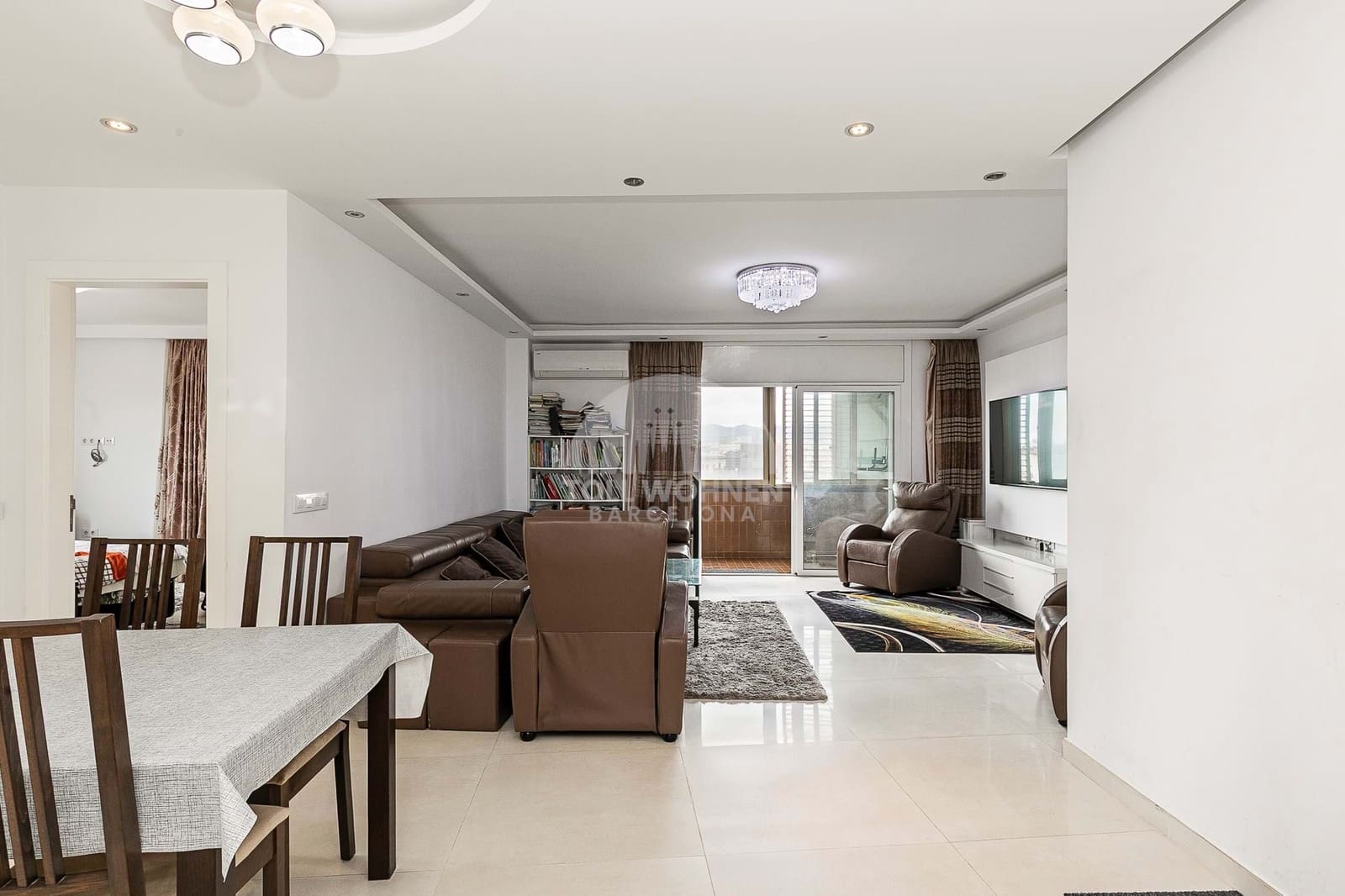 3 bedroom Apartment for sale in Barcelona city with pool - € 798,000 (Ref: 8829701)