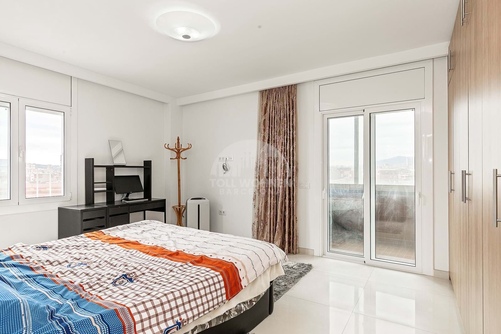 3 bedroom Apartment for sale in Barcelona city with pool - € 798,000 (Ref: 8829701)