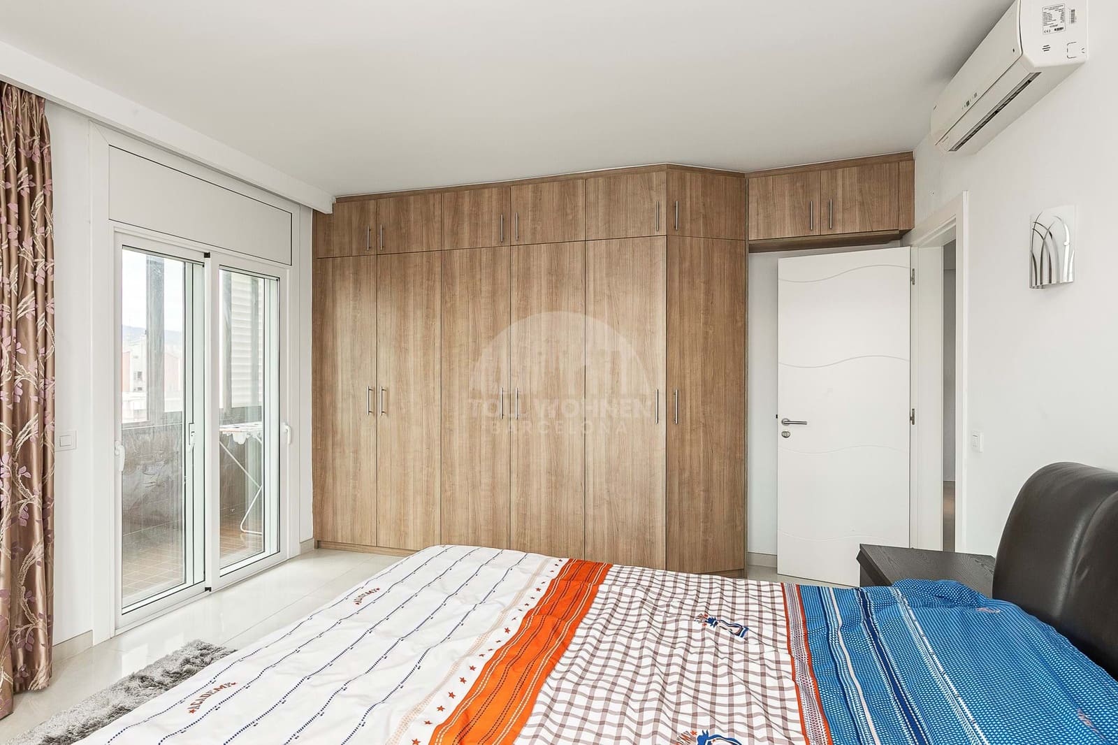 3 bedroom Apartment for sale in Barcelona city with pool - € 798,000 (Ref: 8829701)