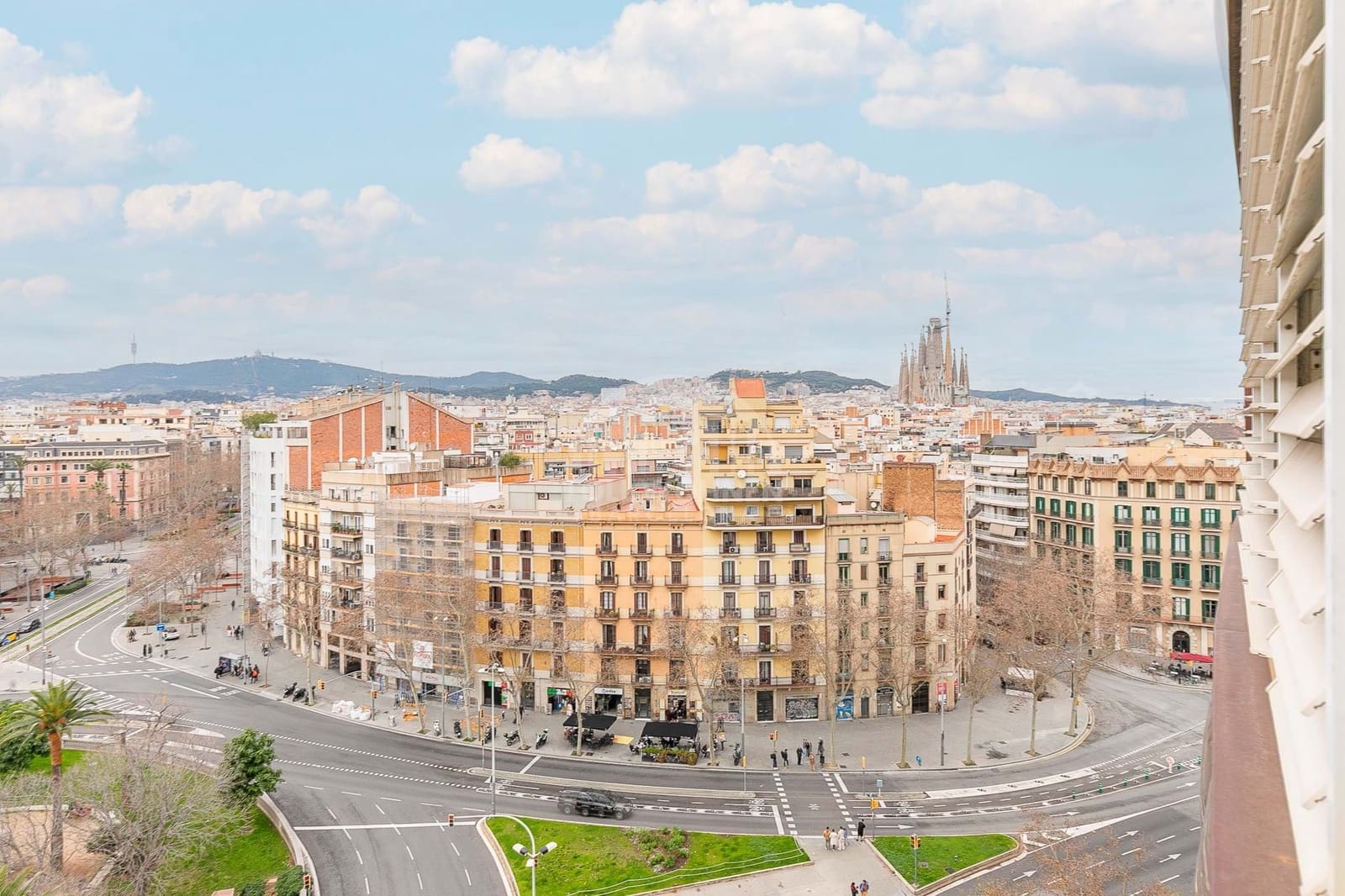 3 bedroom Apartment for sale in Barcelona city with pool - € 798,000 (Ref: 8829701)