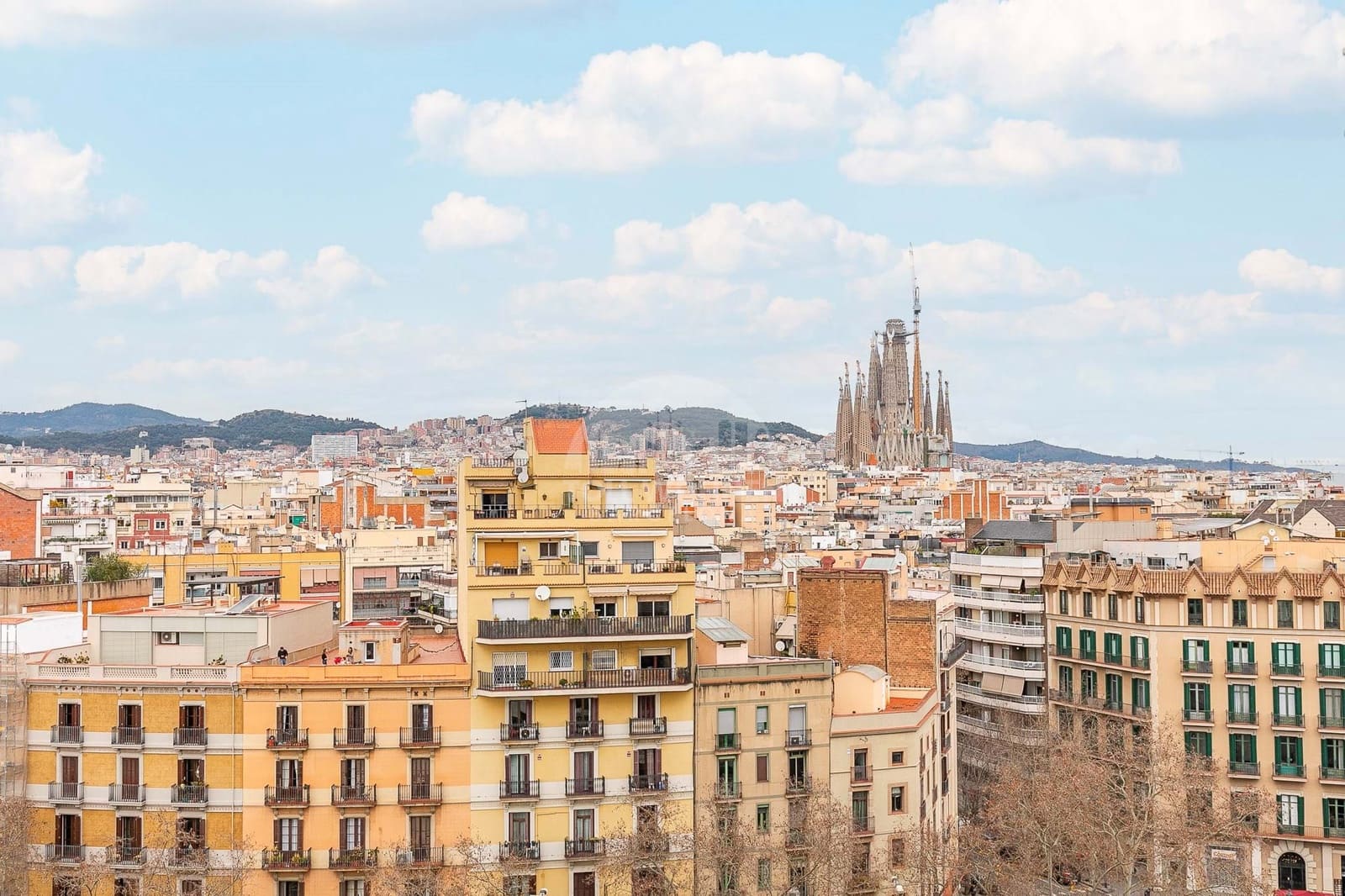 3 bedroom Apartment for sale in Barcelona city with pool - € 798,000 (Ref: 8829701)