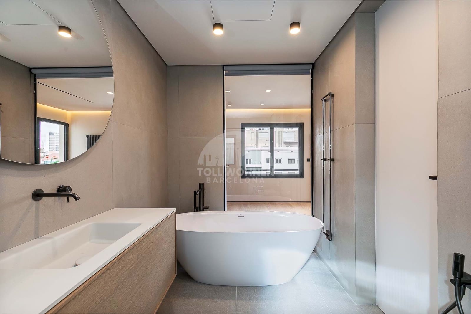 4 bedroom Penthouse for sale in Barcelona city - € 2,500,000 (Ref: 8879129)