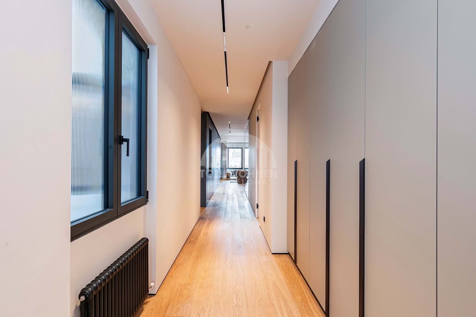 4 bedroom Penthouse for sale in Barcelona city - € 2,500,000 (Ref: 8879129)