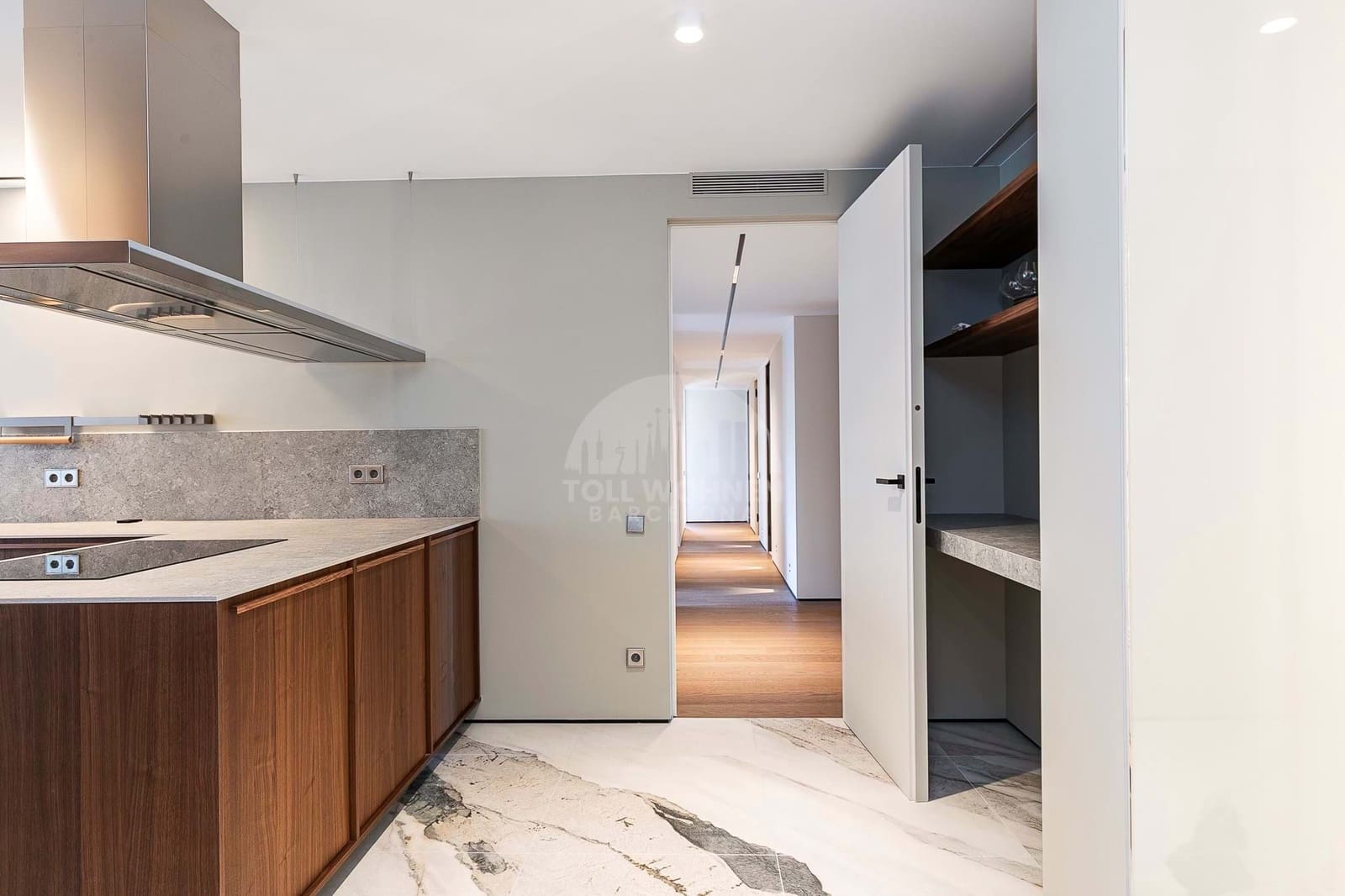 6 bedroom Apartment for sale in Barcelona city with garage - € 2,800,000 (Ref: 8901595)