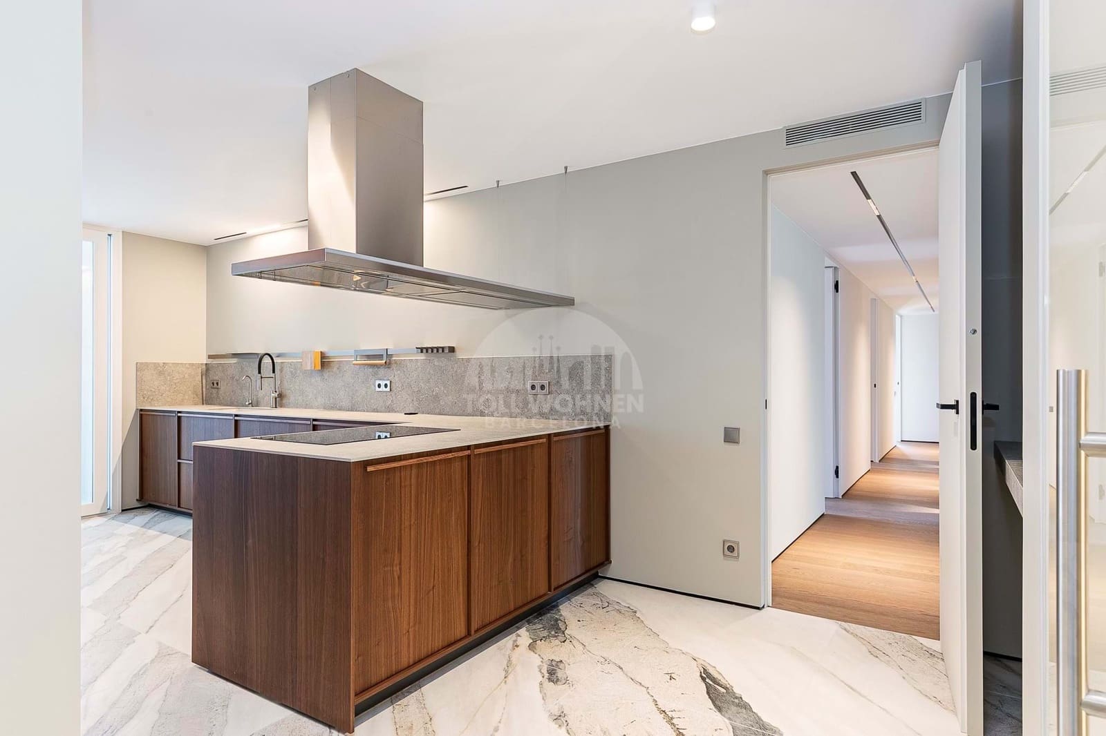 6 bedroom Apartment for sale in Barcelona city with garage - € 2,800,000 (Ref: 8901595)