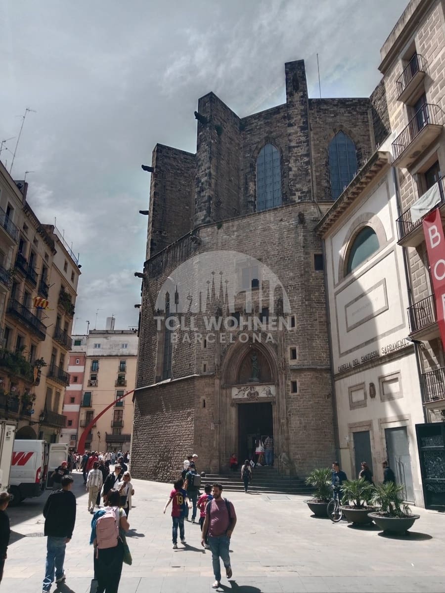 3 bedroom Apartment for sale in Barcelona city - € 465,000 (Ref: 8944873)