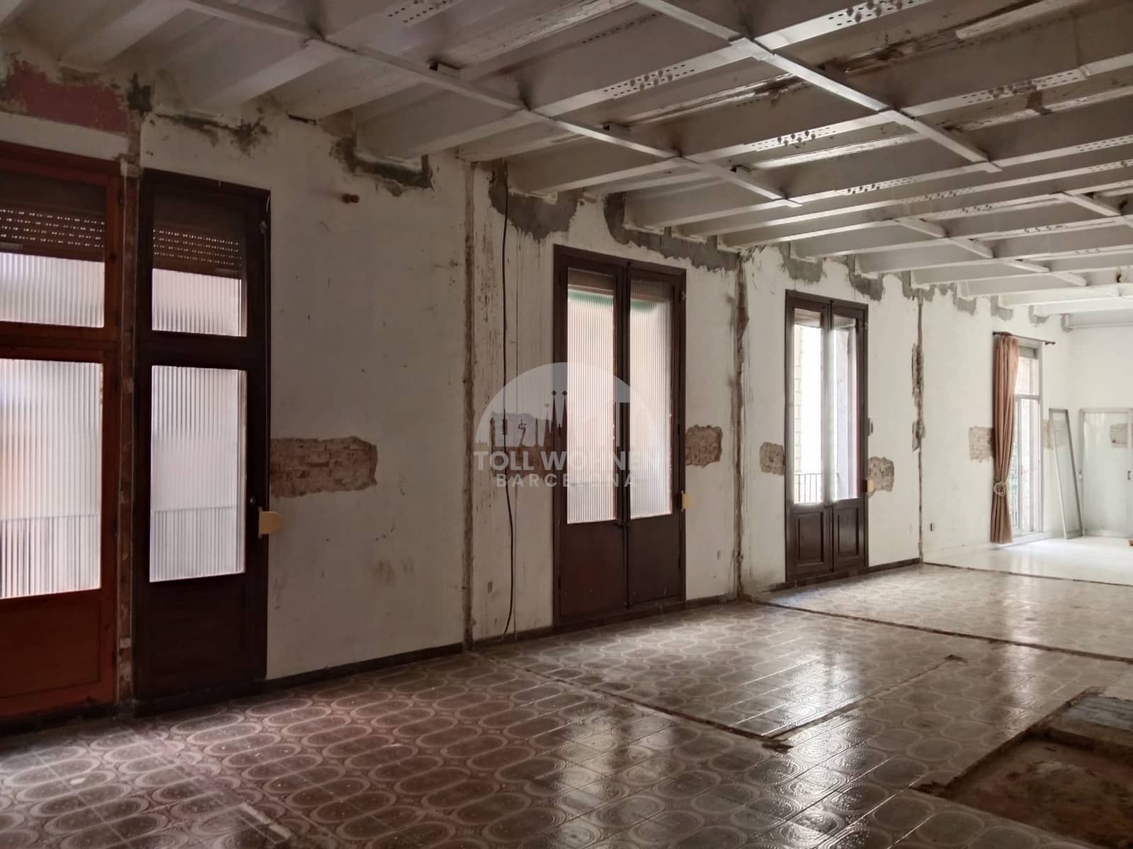 3 bedroom Apartment for sale in Barcelona city - € 465,000 (Ref: 8944873)