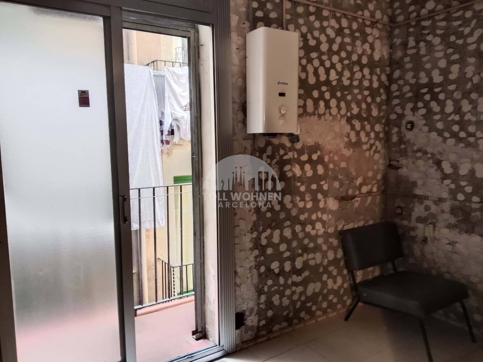 3 bedroom Apartment for sale in Barcelona city - € 465,000 (Ref: 8944873)