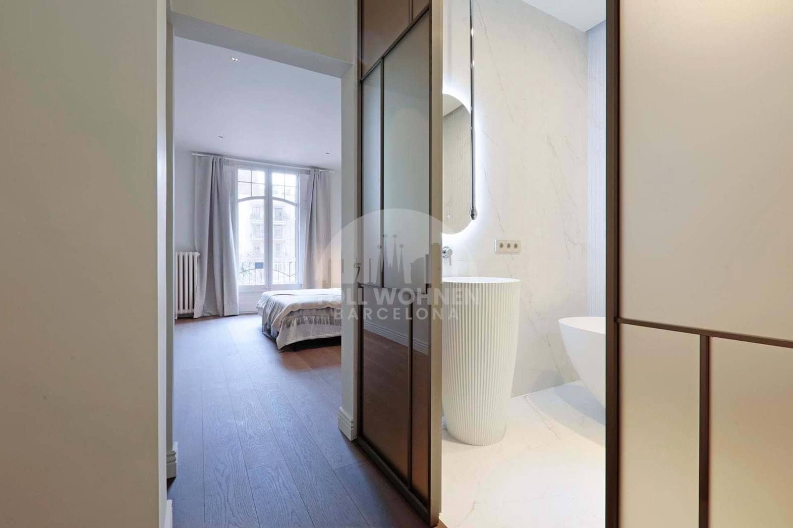 4 bedroom Apartment for sale in Barcelona city - € 1,750,000 (Ref: 9016724)
