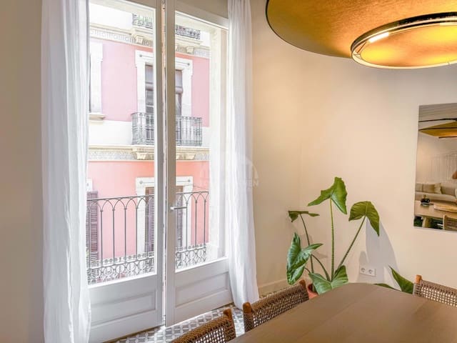 2 soveværelse Lejlighed til salg i Barcelona by - € 645.000 (Ref: 9022269)
