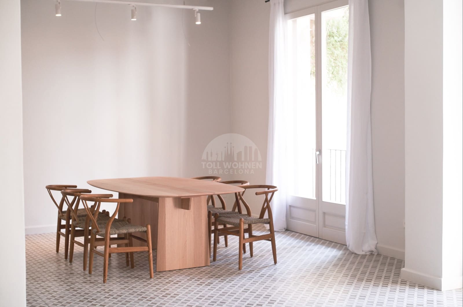 3 bedroom Apartment for sale in Barcelona city - € 745,000 (Ref: 9041374)