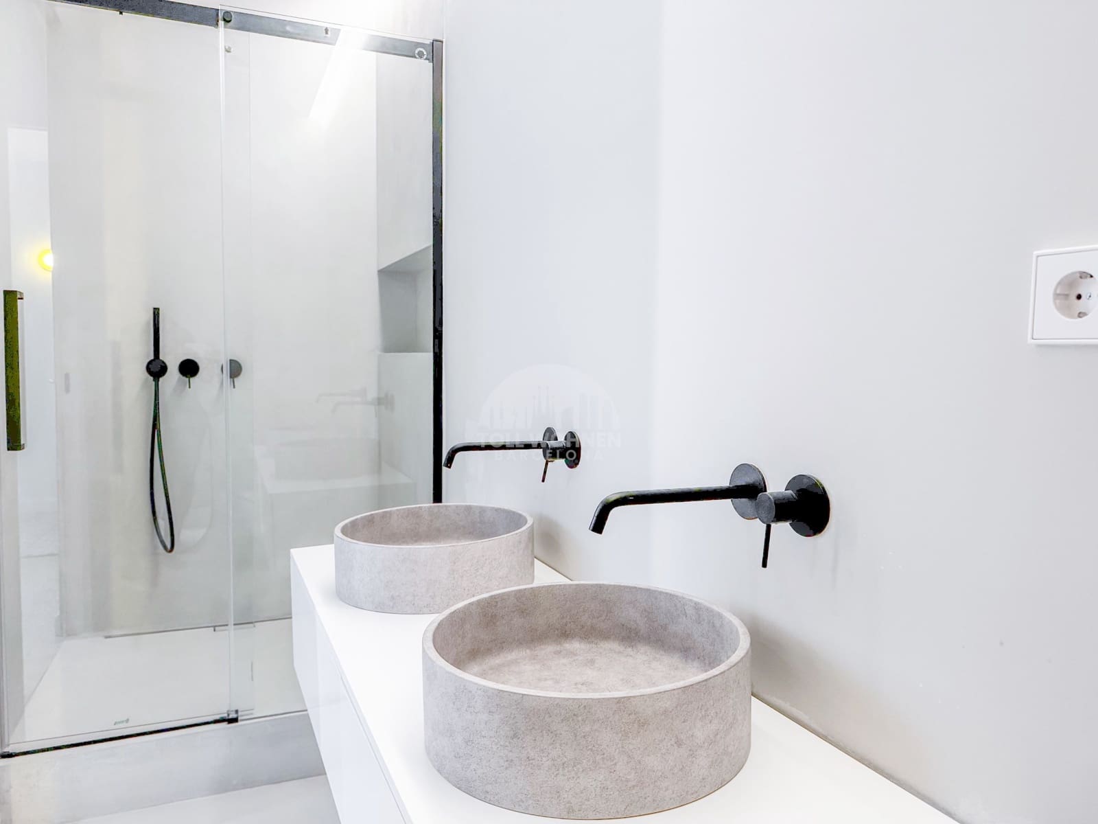 3 bedroom Apartment for sale in Barcelona city - € 745,000 (Ref: 9041374)