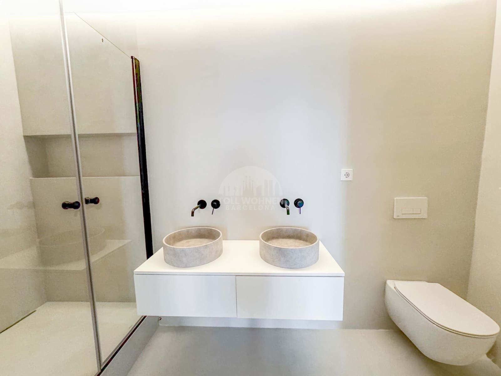 3 bedroom Apartment for sale in Barcelona city - € 745,000 (Ref: 9041374)