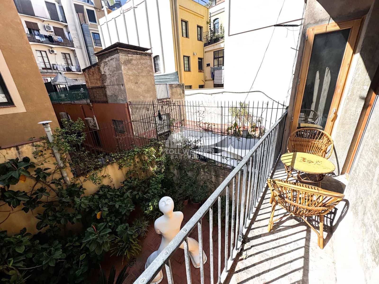 3 bedroom Apartment for sale in Barcelona city - € 745,000 (Ref: 9041374)