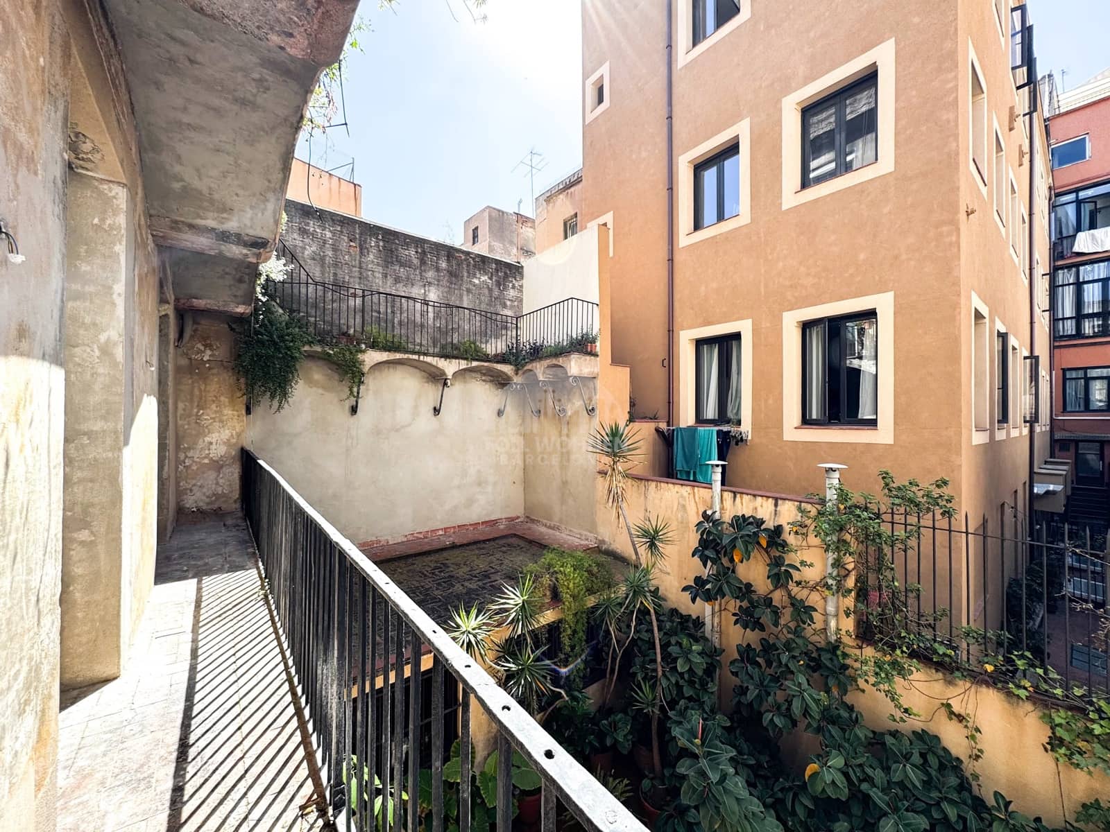 3 bedroom Apartment for sale in Barcelona city - € 745,000 (Ref: 9041374)