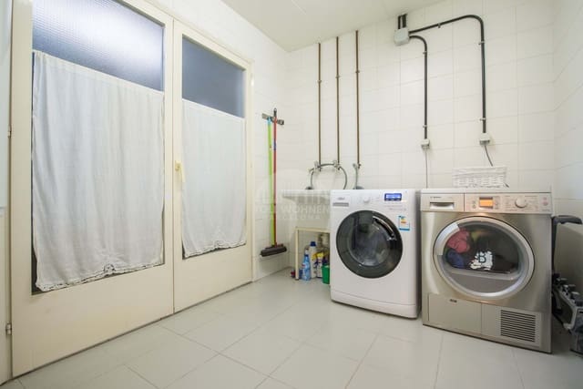 5 chambre Maison de Ville à vendre à Sant Cugat del Vallès avec piscine garage - 1 495 000 € (Ref: 9126261)