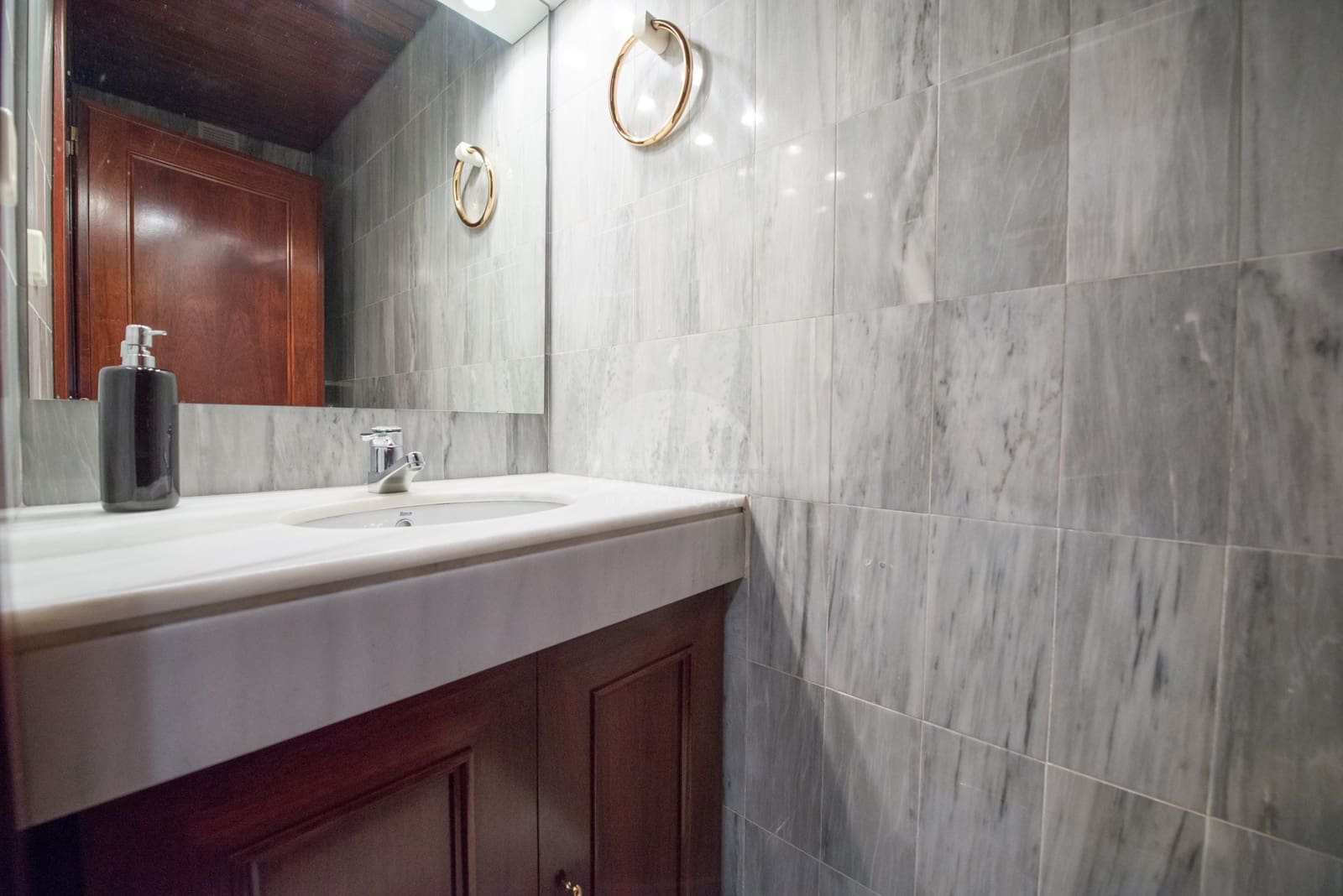 5 soveværelse Byhus til salg i Sant Cugat del Valles med swimmingpool garage - € 1.495.000 (Ref: 9126261)