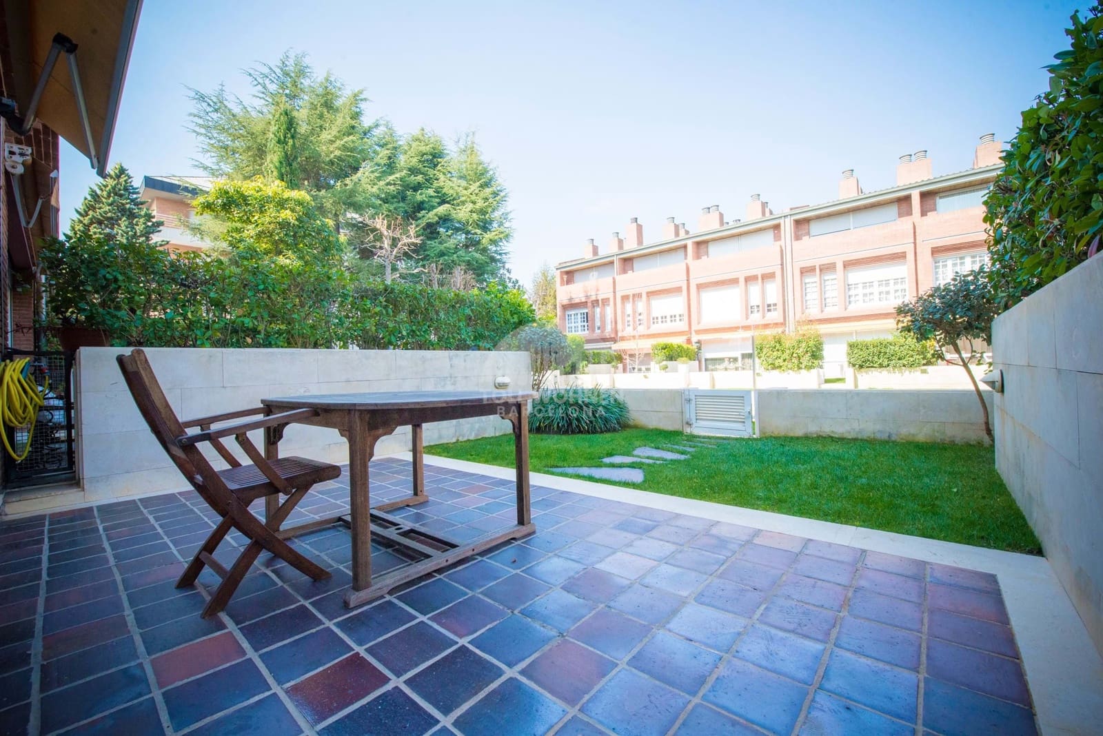 5 soveværelse Byhus til salg i Sant Cugat del Valles med swimmingpool garage - € 1.495.000 (Ref: 9126261)
