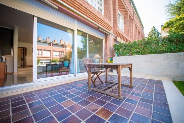 5 chambre Maison de Ville à vendre à Sant Cugat del Vallès avec piscine garage - 1 495 000 € (Ref: 9126261)