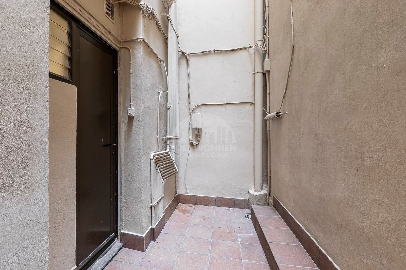 Erhverv til leje i Barcelona by - € 3.900 (Ref: 9228921)