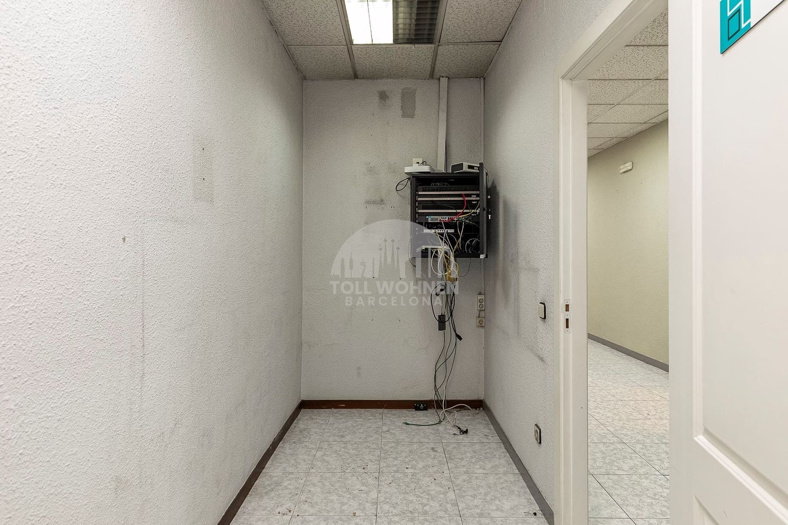 Erhverv til leje i Barcelona by - € 3.900 (Ref: 9228921)