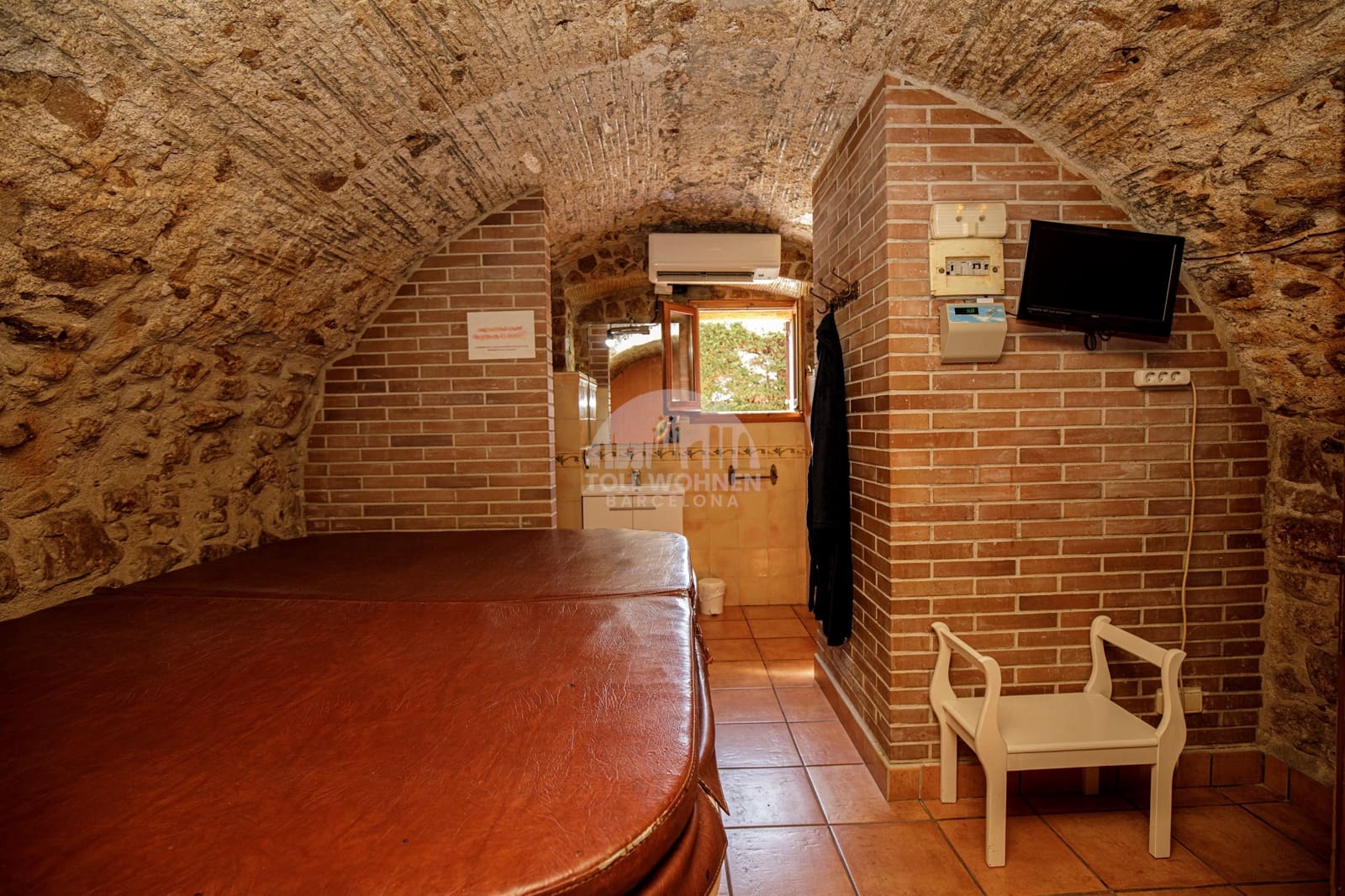 15 bedroom Finca/Country House for sale in Calonge i Sant Antoni with garage - € 2,950,000 (Ref: 9254570)