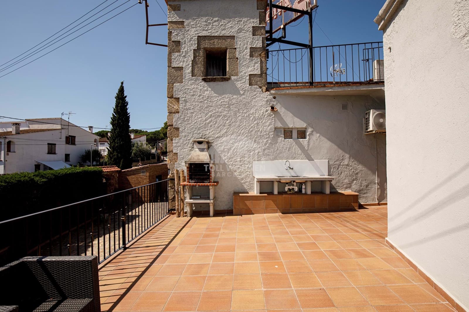 15 bedroom Finca/Country House for sale in Calonge i Sant Antoni with garage - € 2,950,000 (Ref: 9254570)