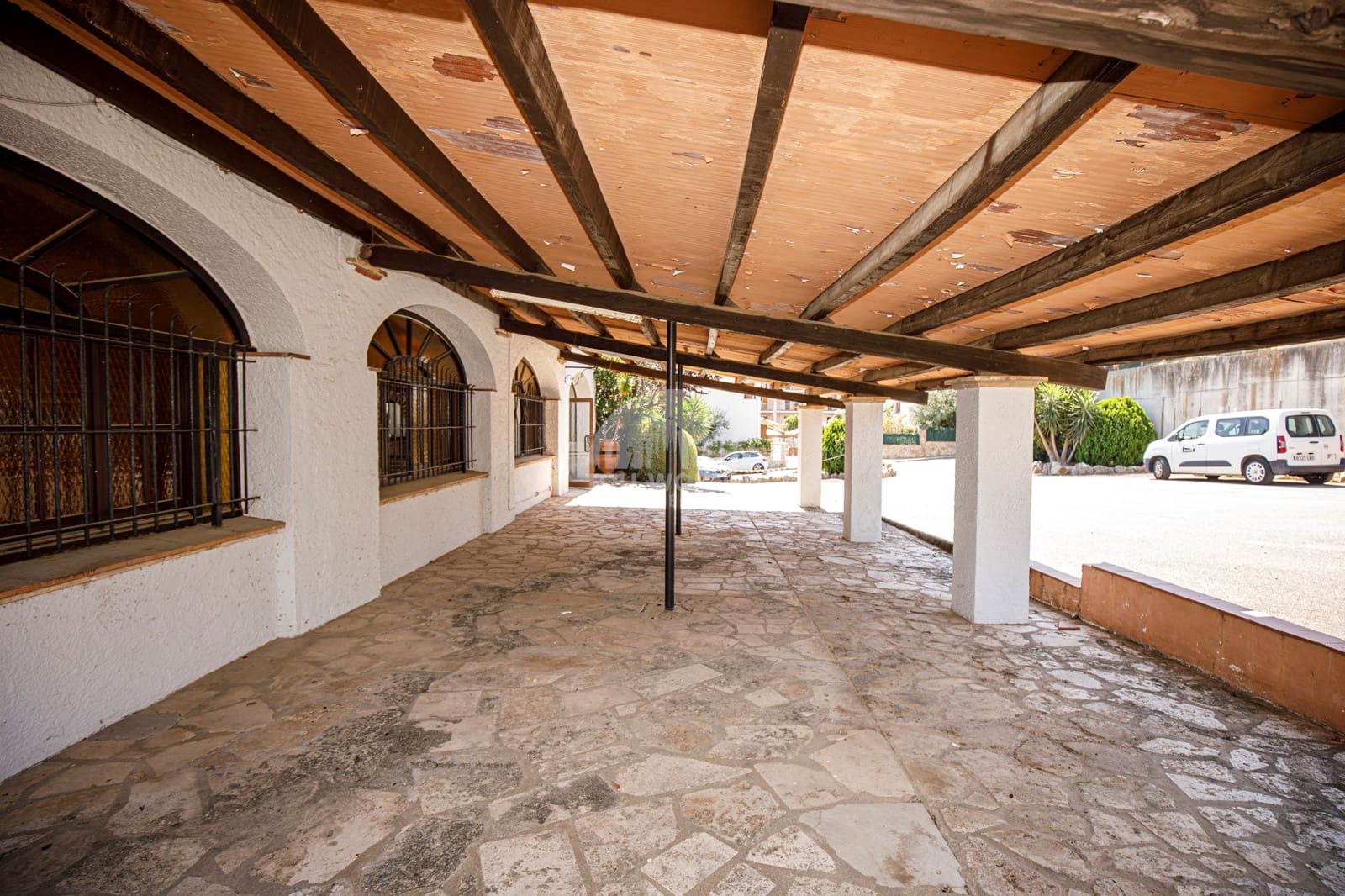 15 bedroom Finca/Country House for sale in Calonge i Sant Antoni with garage - € 2,950,000 (Ref: 9254570)