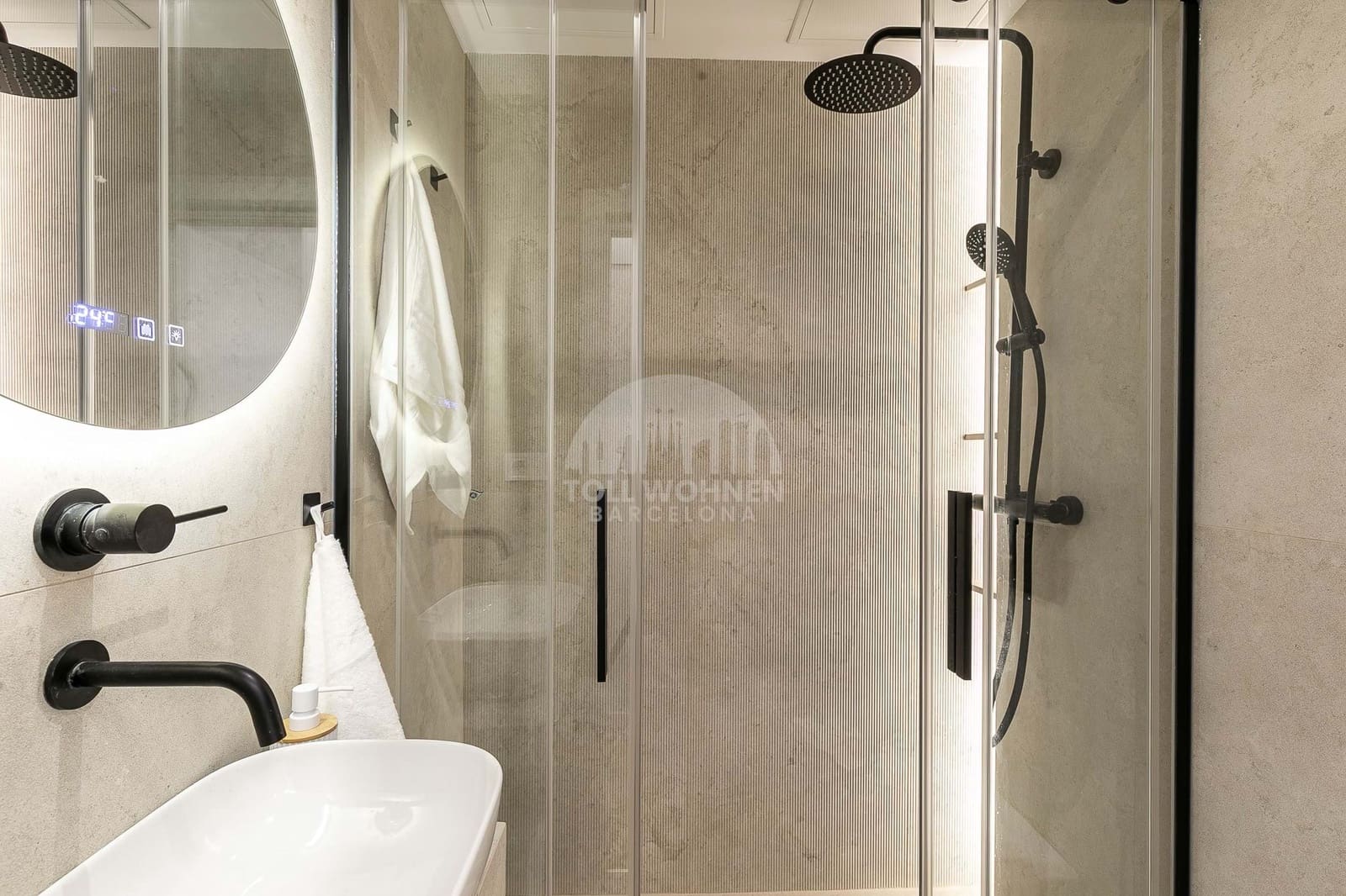 2 quarto Apartamento para venda em Barcelona cidade - 330 000 € (Ref: 9264020)