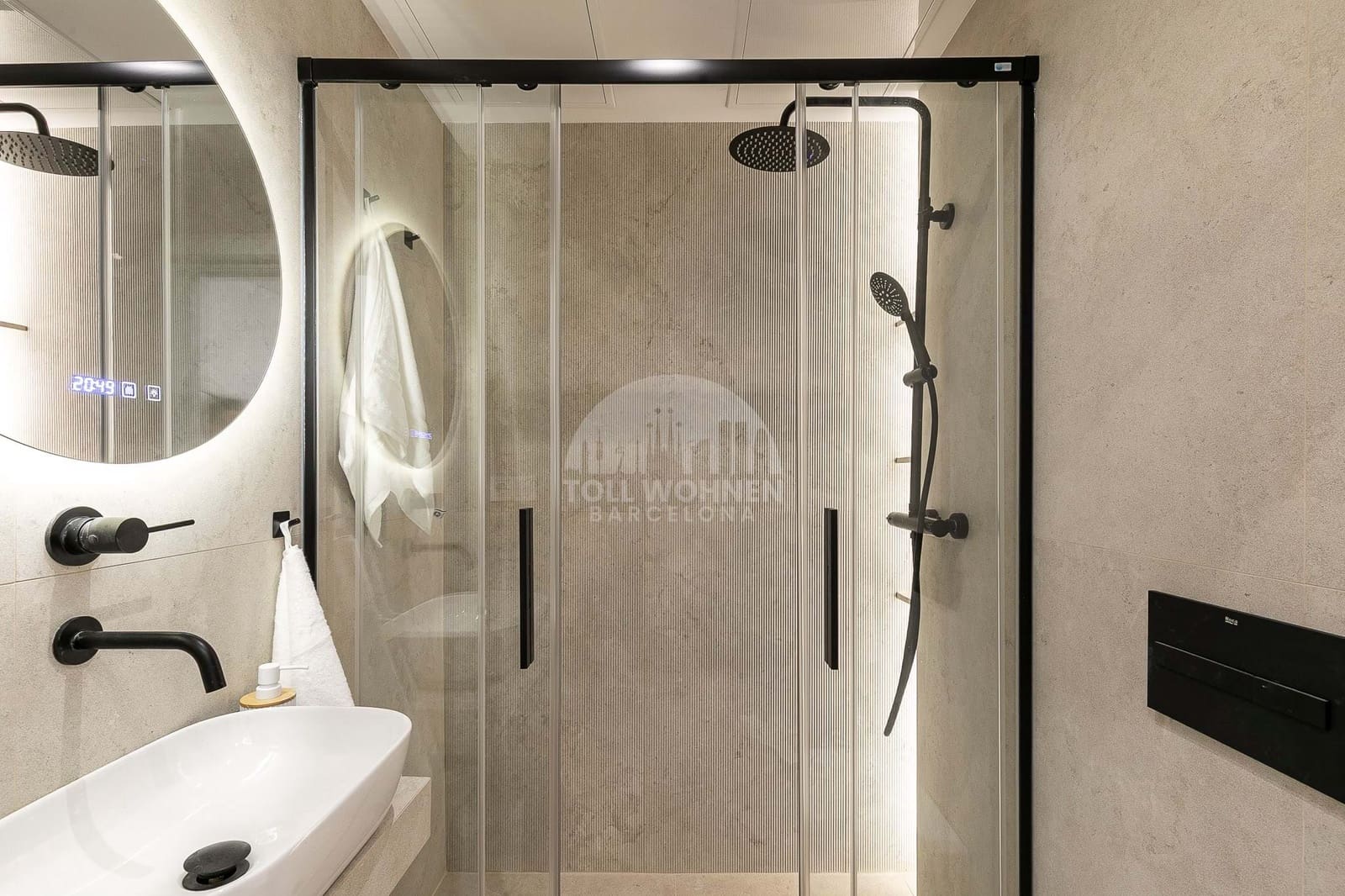 2 quarto Apartamento para venda em Barcelona cidade - 330 000 € (Ref: 9264020)