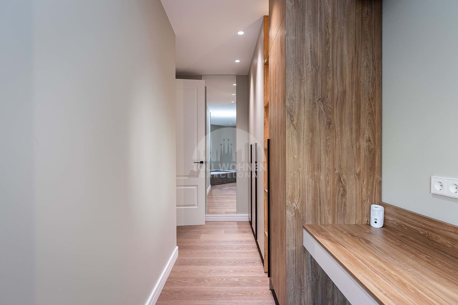 3 bedroom Apartment for sale in Barcelona city - € 1,225,000 (Ref: 9267726)