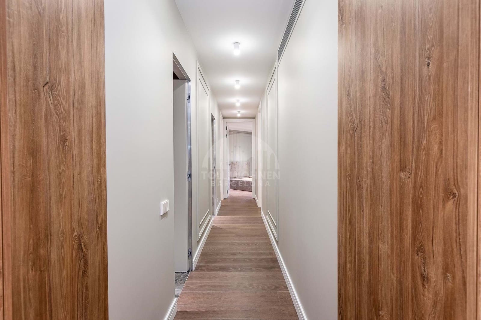 3 bedroom Apartment for sale in Barcelona city - € 1,225,000 (Ref: 9267726)