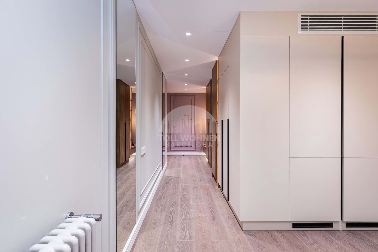 3 bedroom Apartment for sale in Barcelona city - € 1,225,000 (Ref: 9267726)