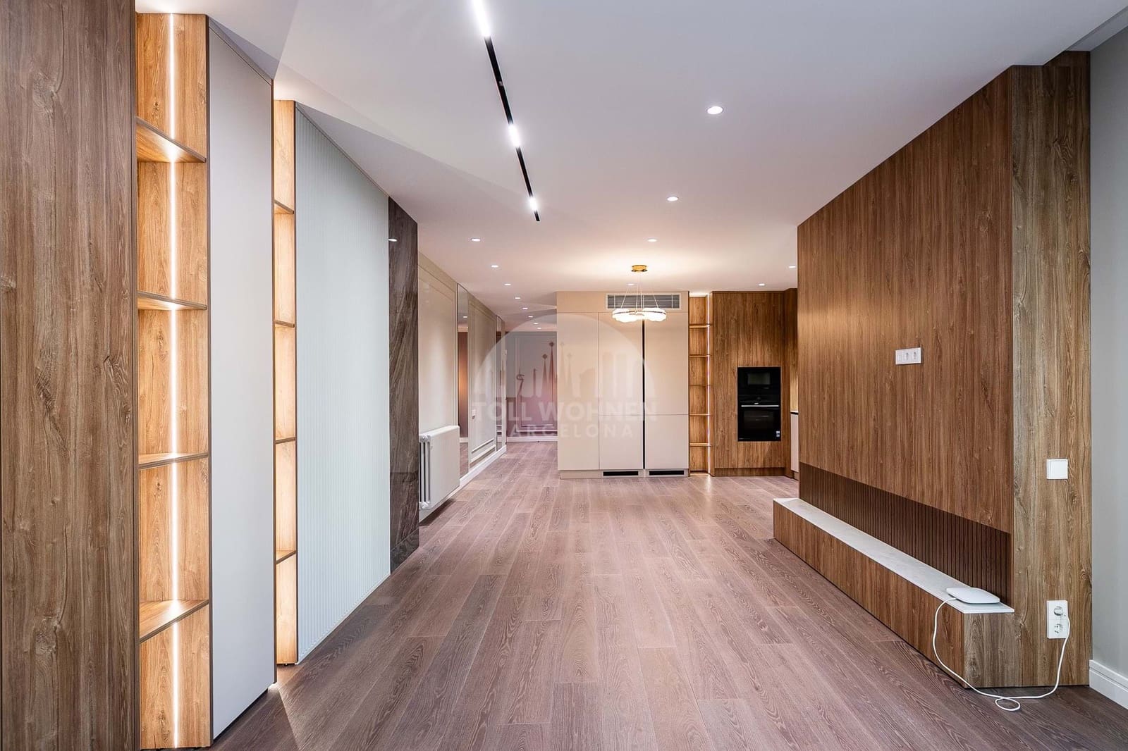 3 bedroom Apartment for sale in Barcelona city - € 1,225,000 (Ref: 9267726)