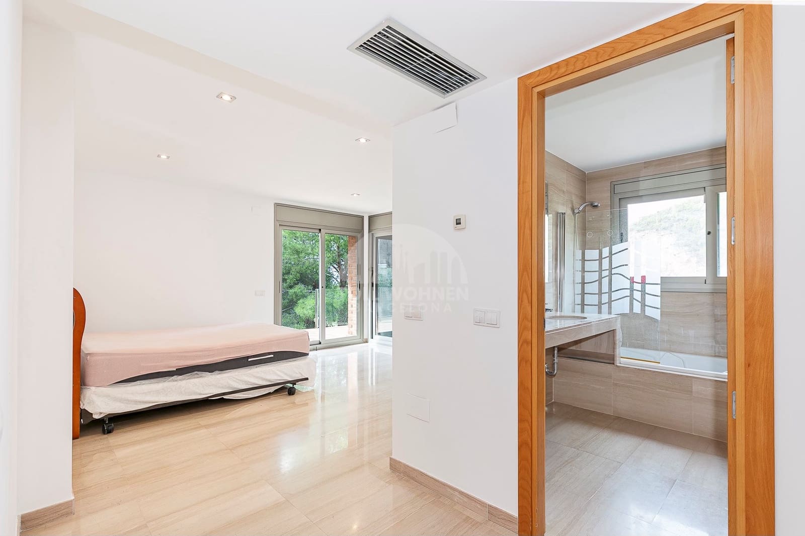 6 soverom Villa til salgs i Castelldefels med svømmebasseng garasje - € 1 295 000 (Ref: 9271839)