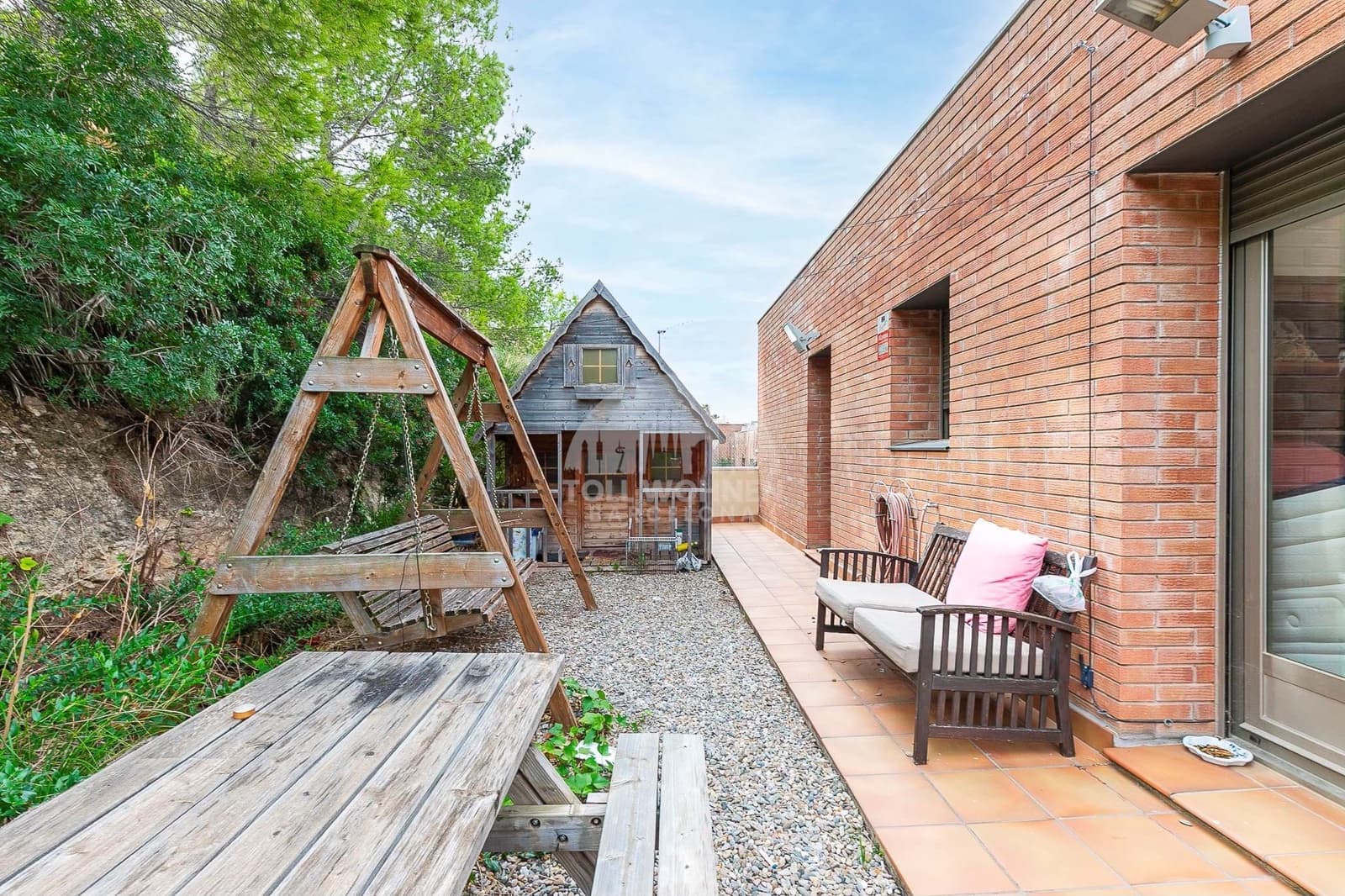 6 soverom Villa til salgs i Castelldefels med svømmebasseng garasje - € 1 295 000 (Ref: 9271839)