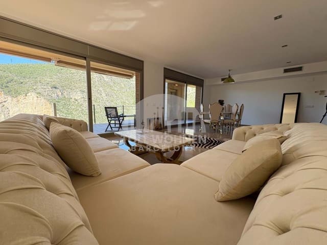 6 soverom Hus til salgs i Castelldefels med svømmebasseng garasje - € 1 250 000 (Ref: 9271839)