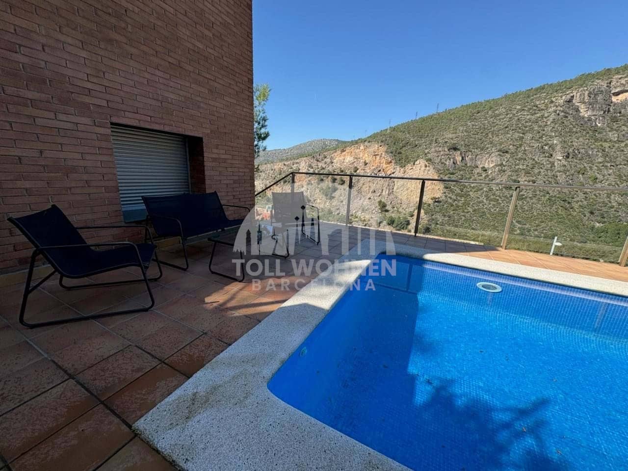 6 bedroom Townhouse for sale in Castelldefels with pool garage - € 1,250,000 (Ref: 9271839)