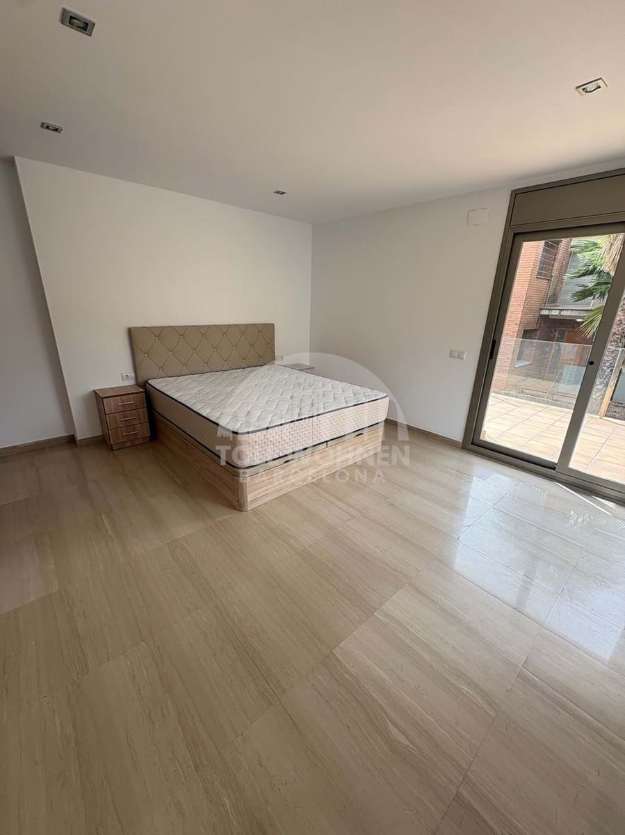 Casa de 6 habitaciones en Castelldefels en venta con piscina garaje - 1.250.000 € (Ref: 9271839)