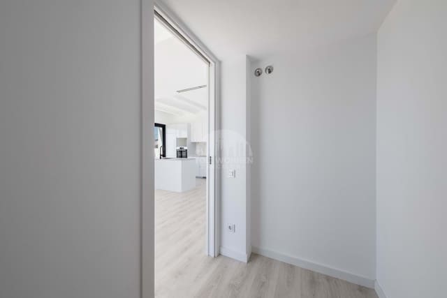 1 soveværelse Penthouse til salg i Barcelona by - € 495.000 (Ref: 9271999)