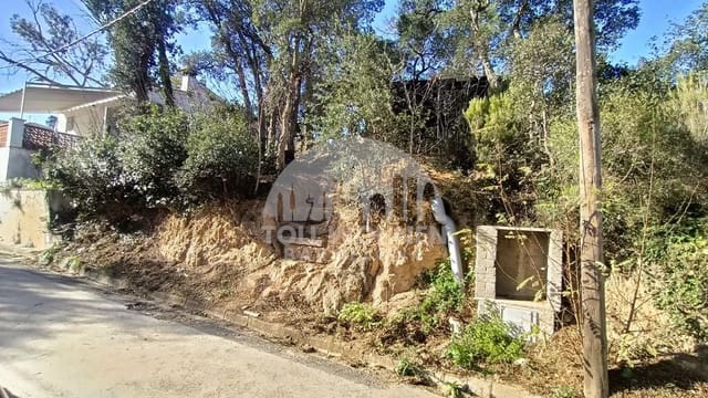 Undeveloped Land for sale in Lloret de Mar - € 28,000 (Ref: 9285693)