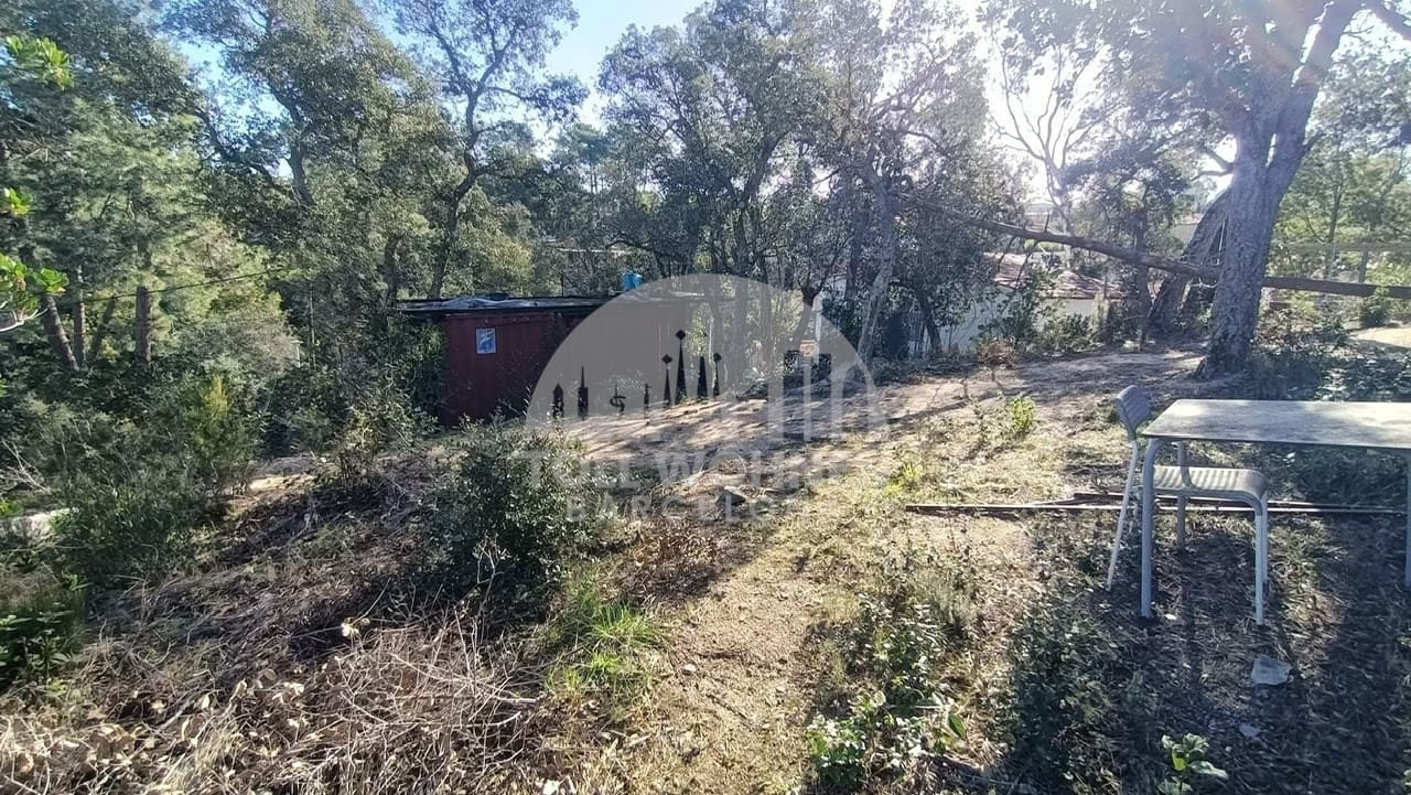 Grunde uden byggetilladelser til salg i Lloret de Mar - € 28.000 (Ref: 9285693)