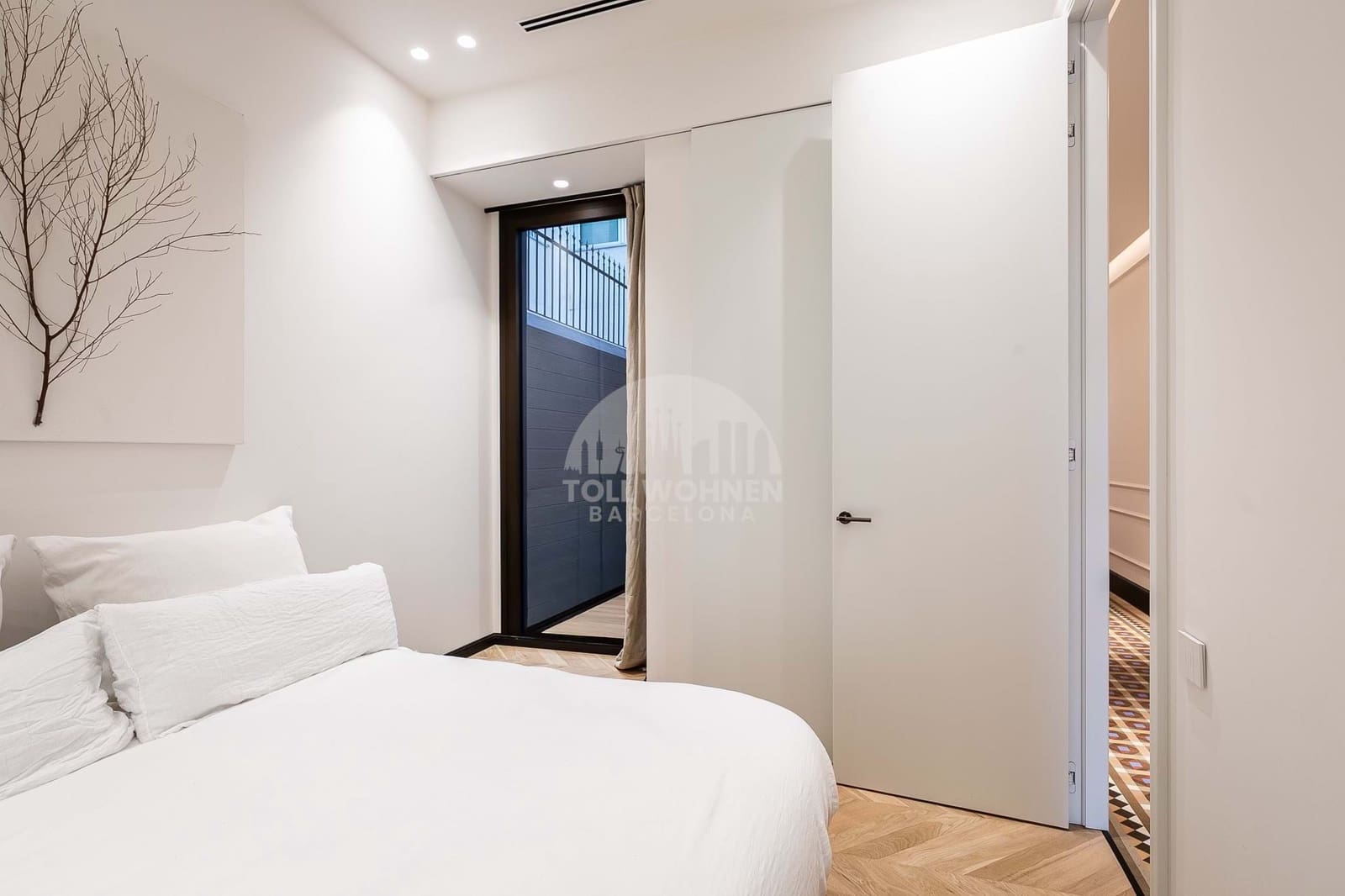 3 bedroom Apartment for rent in Barcelona city - € 13,000 (Ref: 9348620)