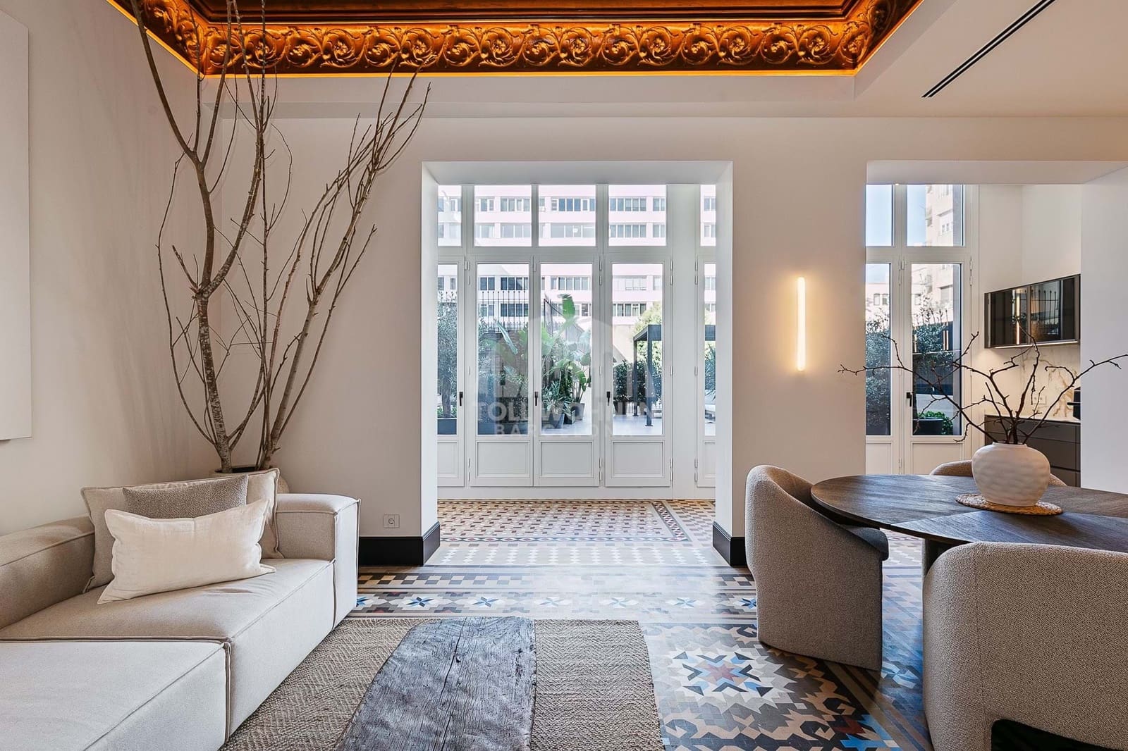 3 bedroom Apartment for rent in Barcelona city - € 13,000 (Ref: 9348620)