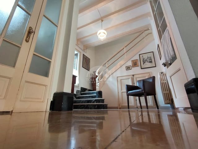 6 bedroom Villa for sale in Gelida with pool garage - € 1,220,000 (Ref: 9352164)