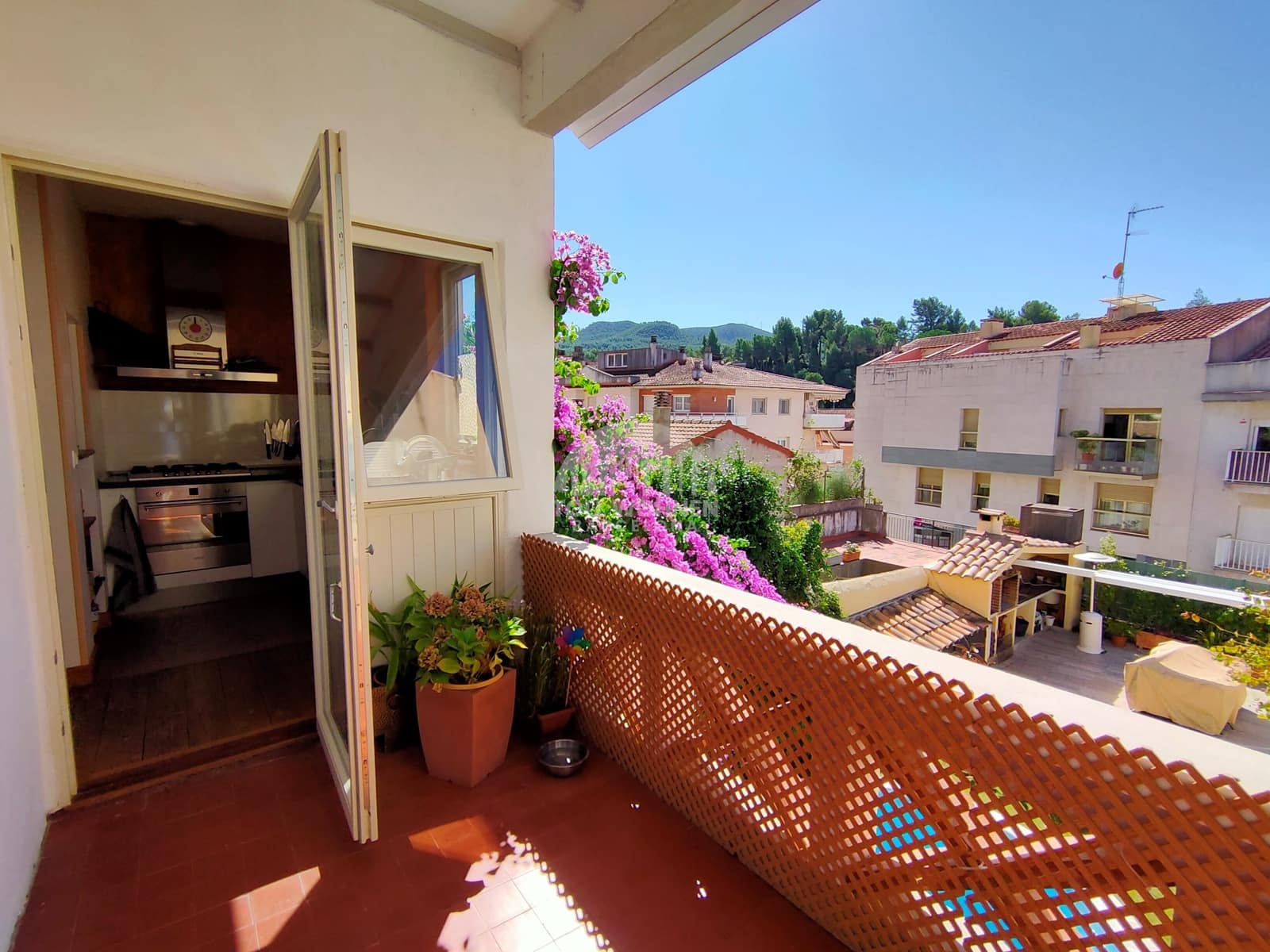 6 bedroom Villa for sale in Gelida with pool garage - € 1,220,000 (Ref: 9352164)