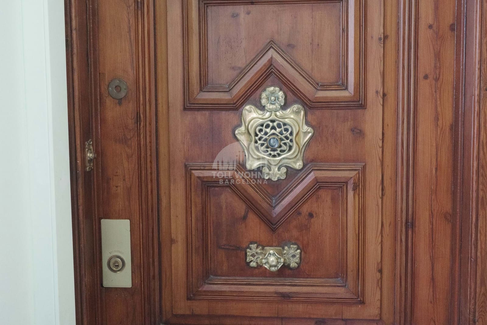 4 bedroom Apartment for sale in Barcelona city - € 1,435,000 (Ref: 9451036)